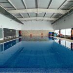 La piscine de l'école Humanitas Bilingual School avec électrolyse au sel Innowater