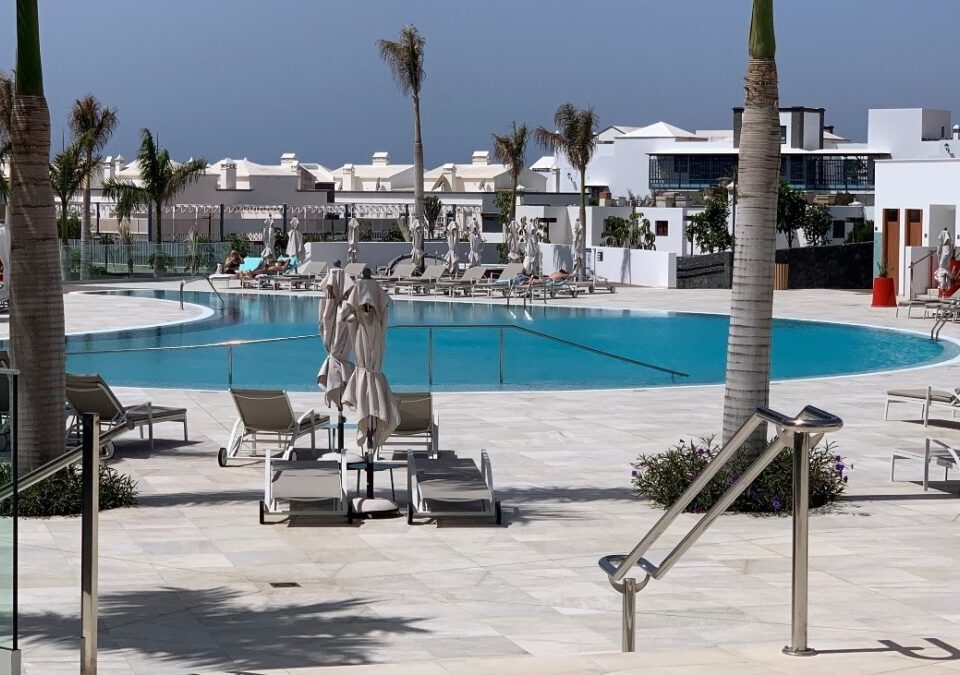 Piscine de l'hôtel Lava Beach (Lanzarote) avec électrolyse au sel Innowater
